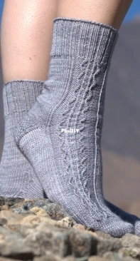 Barça Memories Socks by Zanete Hussain - ZaneteKnits  - English, Latvian