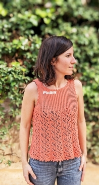 Goxo tee by Esti Juango