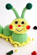 Sinakova Design - Julia Sinakova - Caterpillar - Russian - Free