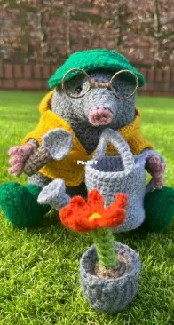 Lau Loves Crochet - Maurice the Garden Mole