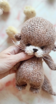 Otter by Joanna Tarkowska/Gray Bear