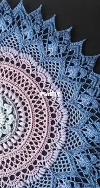 Nelly Klos - Ascension Doily - English