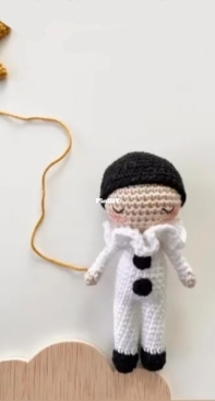 Laeb bis - Laetitia - Mini Pierrot and his Moon - Free