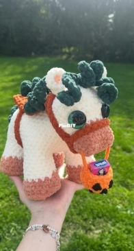 Lemonade Mill Crafts - Harper the Halloween Horse