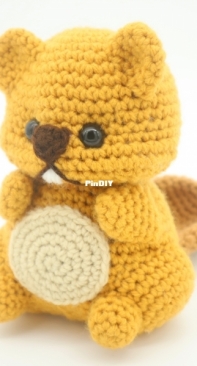 Stringy Ding Ding - Olive - Beaver Amigurumi - Free