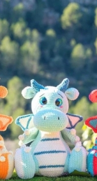 Yarntastic Charlie - Charlie - Charlie The Dragon (XL) - English