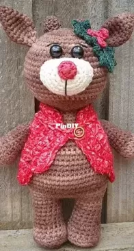 Bluebuggs Handmade - yarn magic - Holly the Reindeer