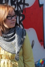 Syysraitoja/Autumn Stripes Shawl by Heidi Alander/ Sadelma Knits -Free