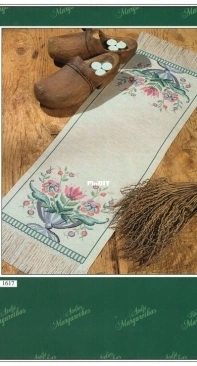 Ateljé Margaretha AMA 1617 Farm flowers - Allmogeblomster - Husflidsblomster - Almueblomster - Kukkamaljakot - Bauernblumen XSD