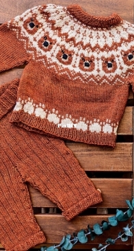 Beary Cozy Set - Sweater and Pants by Ainhoa Sanchez
