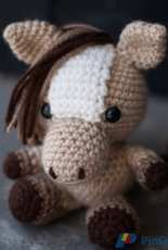 Affordable Cuteness - Theresas Crochet Shop - Theresa Grey / Kicher - Crocheted Horse