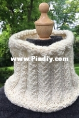 Fascina Cowl by Gayle Clow