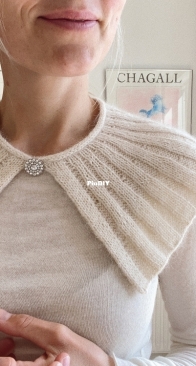 Sunday Collar by Mette-Wendelboe Okkels - PetiteKnit