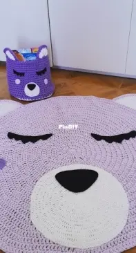 Rug