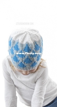 Raindrop Hat by Cassandra May
