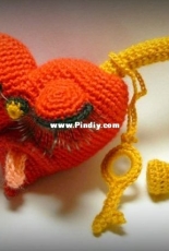 Elena Rekova - Heart key chain - Russian