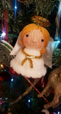 Christmas Angel by L.T. Marshall - Free