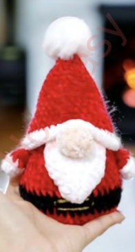 Hooktasy - Ana - Emily Dang - Mai Vu - Santa Gnomes