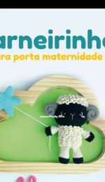 Caco Amigurumi - Juliana Sanches - Lamb for maternity door -  Carneirinho para porta maternidade - Portuguese