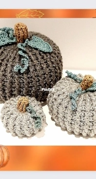 Cute Crochet Makes - Lisa Hooper - Pumpkin Stack - Free