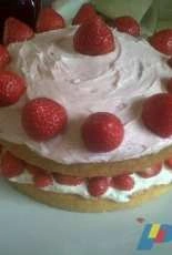 Strawberry Sponge Cake
