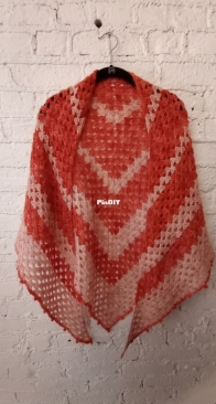 Wollhaus - Janna Ford - Edith crocheted shawl - Free