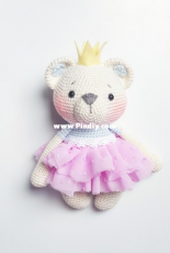 Amalou Designs - Marielle Maag - Holly the little  bear