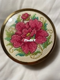 Trinket Pot Peony by Joan Elliot