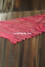 Close to you - diagonal shawl