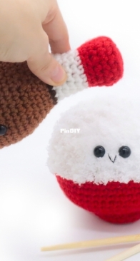 Stringy Ding Ding - Olive - Fluffy Rice Amigurumi - Free