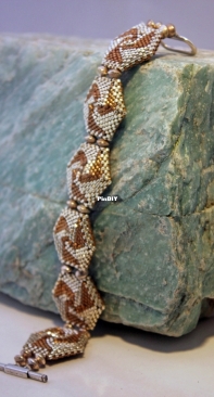 Peyote double sided bracelet