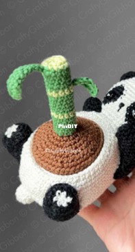 Crafty Gibbon - Anne Farichai - Panda / Bamboo Planter