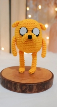 The Looped Crafts - Aimy Loren Fernandez - Minigurumi Jake - Portuguese