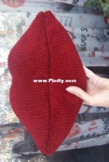 Plush lip pillow