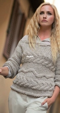 Alpaca Superfine Cabled Jumper by Lana Gatto