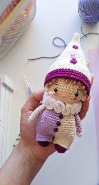 Nina Hookcreations - Aikaterini Nikolaidou - Petite Tommy - English