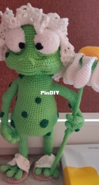 Svetlana Malyarik - funny frog