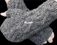 Shield Maiden Mitts by Suzanne Nielsen