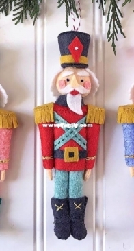 Felt  - Nutcracker Ornaments - Betz White