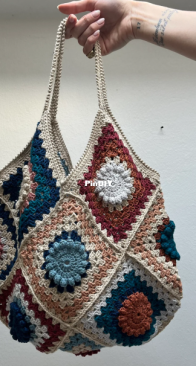 Crochet Knitting Ideas - Mariolina Gasparini - Granny Shoulder Bag