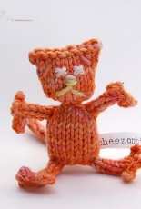 Zombie Kitty by cheezombie -English-Free
