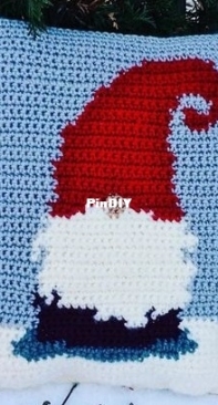 Donovan Creations.- Sarah Donovan - No Place Like Gnome Pillow
