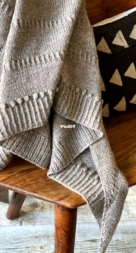 Sunday Morning Shawl by Melissa Clulow for Espace Tricot_free