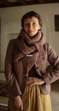 Wusai Shawl by Teti Lutsak