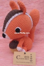 Crochet Ro Amigurumis- Roxana Jaime –Squirrel with nut -Spanish - Free