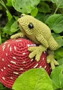 Critter Stitch Design - Stephanie Buckner - Little Frog