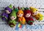 Zan crochet - Zan Merry - kokeshi dolls in fruit costume - free