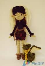 Fox in the Snow designs - Ashley Gantenberg - Dulcina the Dragon Queen
