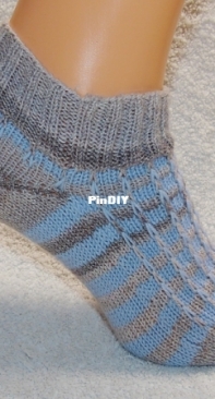 Raffaella Raffiniert Socken by Heike Häuptner-German-Free