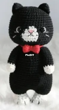 Big Bebez - Yun Young Lee - My Chubby Pet Cat - Black - Черный кот - Russian - Translated